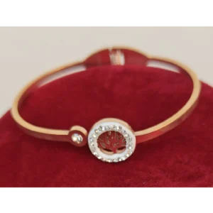 Rose Gold Colour Bracelet in Sleek Look