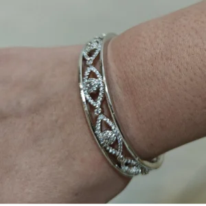 AD Stone Bracelet in Fine Setting