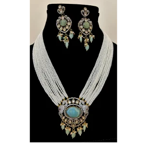 Multilayered White Necklace - Graceful Long Temple Set